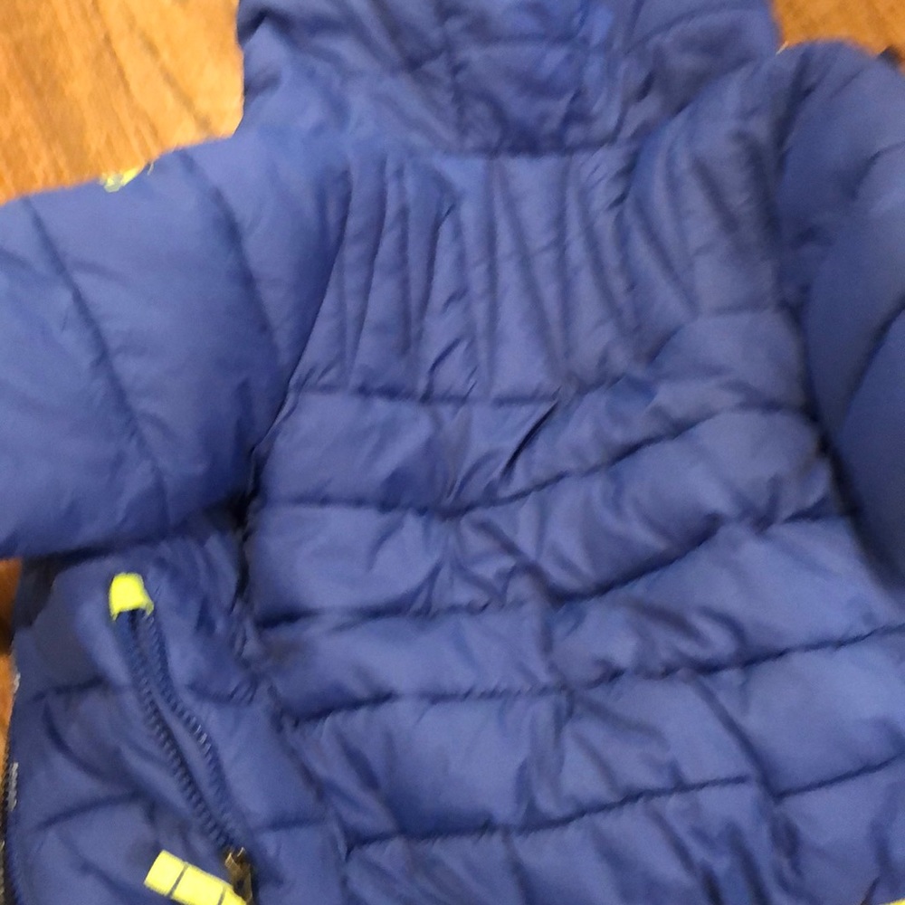 Winter coat - Picture 4 of 10